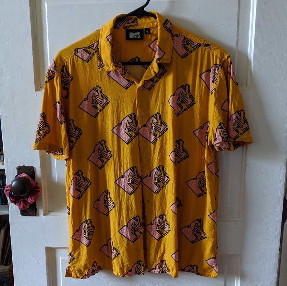 MTV button down